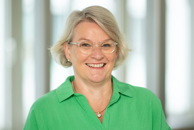 Christine Früchtnicht, Head of Business Process Management: "My work often begins in the coffee kitchen or in the hallway"